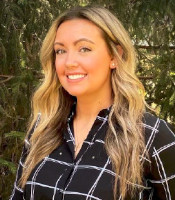 Juliana Muir, LPCC
Clinical Counselor Juliana Muir, LPCC Clinical Counselor